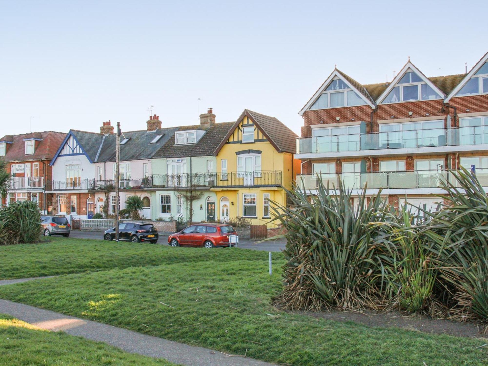 The Yellow House Gorleston-on-Sea Esterno foto